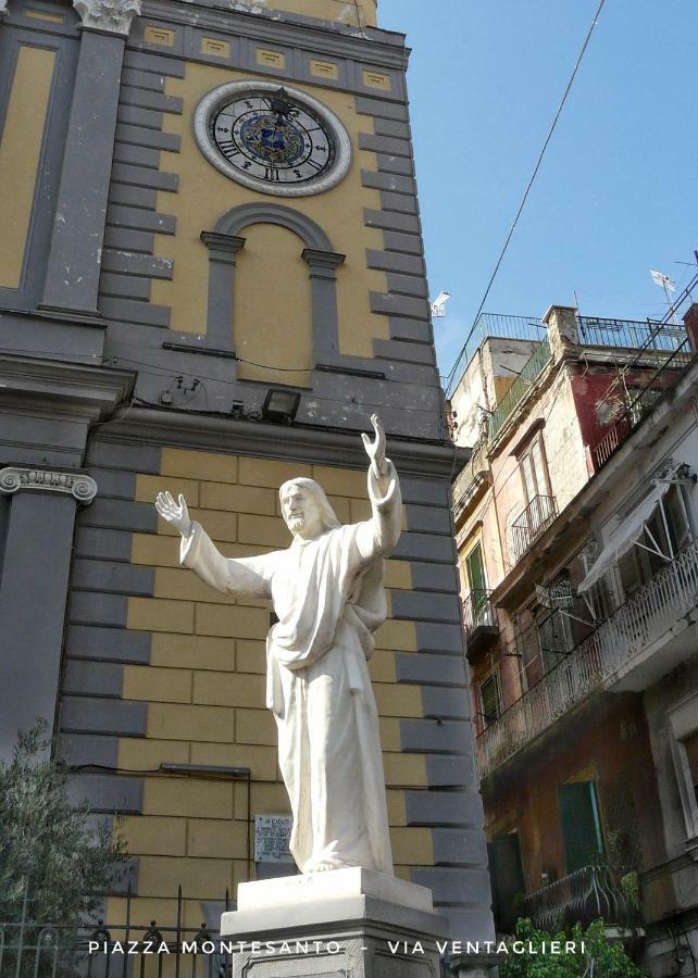 Centro Storico - Fermata Montesanto Hotell Napoli Eksteriør bilde